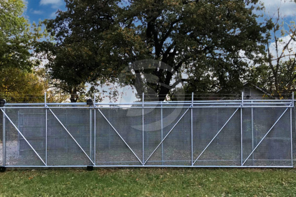 Chainlink slide access controls gate